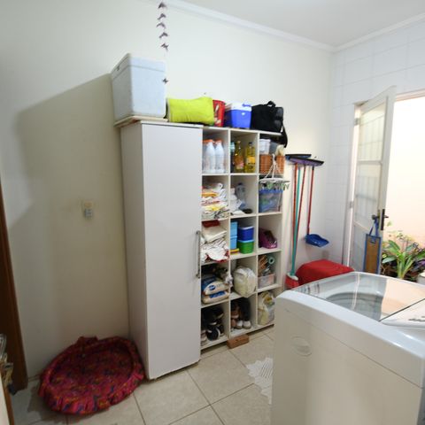 Casa à venda com 230m², 4 quartos e 5 vagasÁrea de Serviço