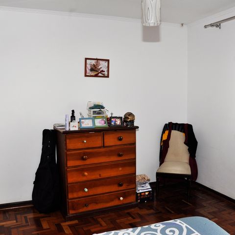Casa à venda com 142m², 3 quartos e 1 vaga Casa à venda com 142m², 3 quartos e 1 vaga Quarto 1