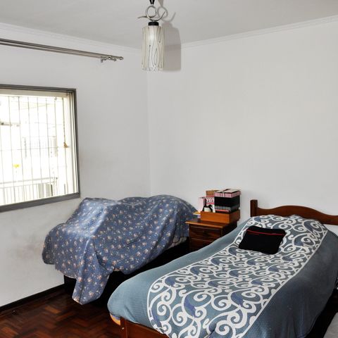 Casa à venda com 142m², 3 quartos e 1 vaga Casa à venda com 142m², 3 quartos e 1 vaga Quarto 1