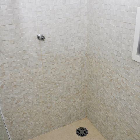 Casa à venda com 142m², 3 quartos e 1 vaga Casa à venda com 142m², 3 quartos e 1 vagaBanheiro Social