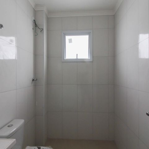 Casa à venda com 194m², 3 quartos e 6 vagasBanheiro Social