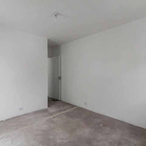 Casa à venda com 194m², 3 quartos e 6 vagasSuíte
