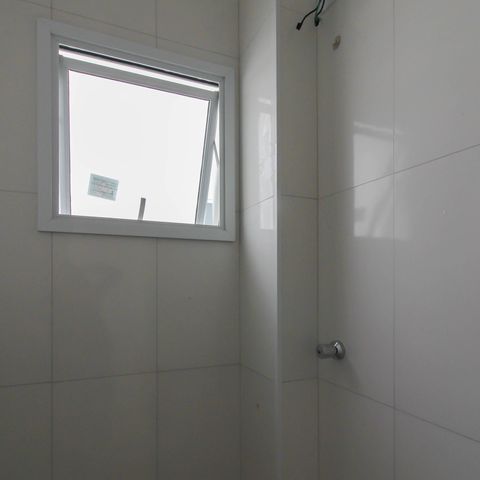 Casa à venda com 194m², 3 quartos e 6 vagasBanheiro da Suíte