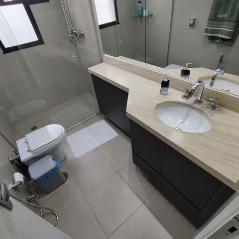 Apartamento à venda com 178m², 4 quartos e 3 vagas Apartamento à venda com 178m², 4 quartos e 3 vagasBanheiro