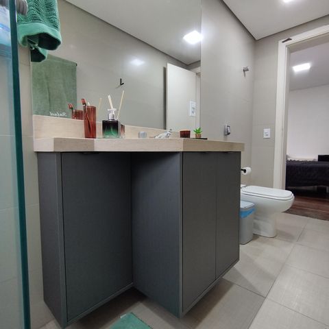Apartamento à venda com 178m², 4 quartos e 3 vagas Apartamento à venda com 178m², 4 quartos e 3 vagasBanheiro da Suíte 1