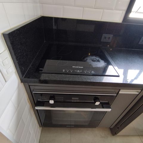 Apartamento à venda com 178m², 4 quartos e 3 vagas Apartamento à venda com 178m², 4 quartos e 3 vagasCozinha