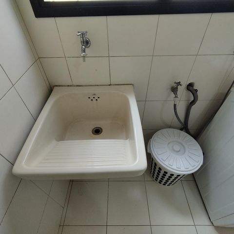 Apartamento à venda com 178m², 4 quartos e 3 vagas Apartamento à venda com 178m², 4 quartos e 3 vagasÁrea de Serviço
