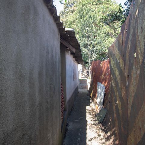 Casa à venda com 75m², 3 quartos e 7 vagasQuintal