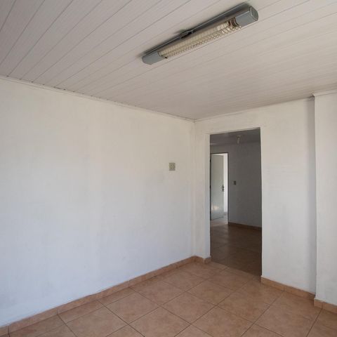 Casa à venda com 75m², 3 quartos e 7 vagasCozinha