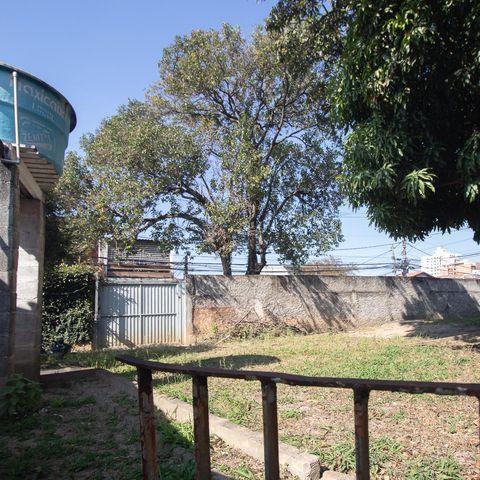 Casa à venda com 75m², 3 quartos e 7 vagasQuintal