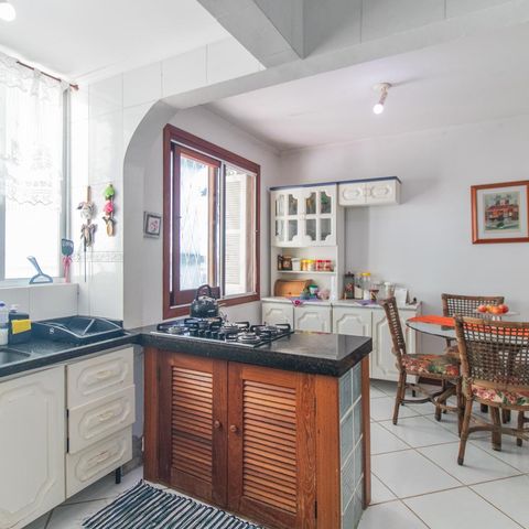 Apartamento à venda com 82m², 3 quartos e 2 vagasCozinha e Área de Serviço