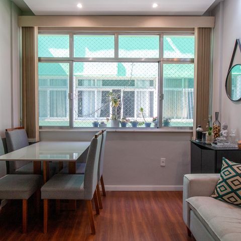 Apartamento à venda com 60m², 2 quartos e 1 vagaSala