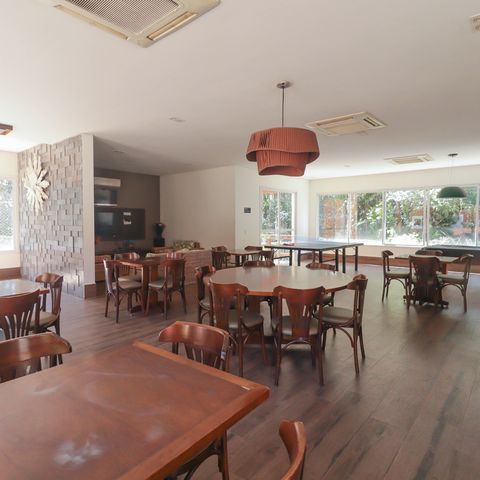 Casa à venda com 1000m², 6 quartos e NaN vagas Casa à venda com 1000m², 6 quartos e NaN vagasÁrea comum