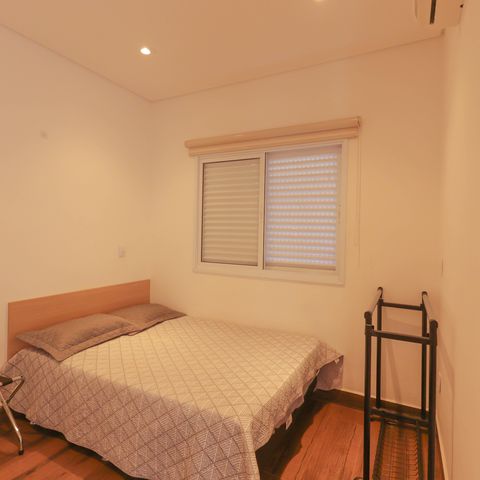 Casa à venda com 1000m², 6 quartos e NaN vagas Casa à venda com 1000m², 6 quartos e NaN vagasSuíte 3