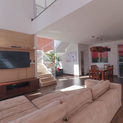 Casa à venda com 1000m², 6 quartos e NaN vagas Casa à venda com 1000m², 6 quartos e NaN vagasSala