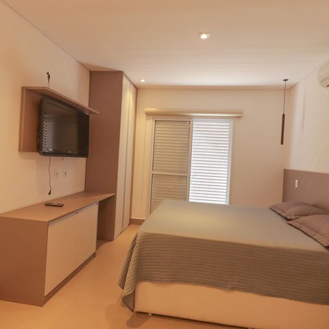Casa à venda com 1000m², 6 quartos e NaN vagas Casa à venda com 1000m², 6 quartos e NaN vagasSuíte 6