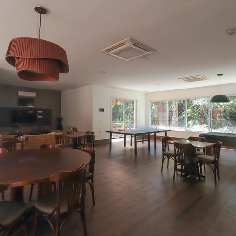 Casa à venda com 1000m², 6 quartos e NaN vagas Casa à venda com 1000m², 6 quartos e NaN vagasÁrea comum