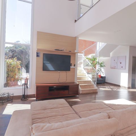 Casa à venda com 1000m², 6 quartos e NaN vagas Casa à venda com 1000m², 6 quartos e NaN vagasSala