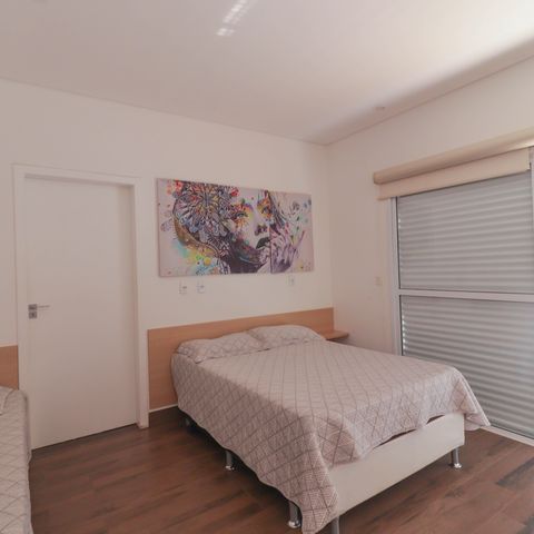 Casa à venda com 1000m², 6 quartos e NaN vagas Casa à venda com 1000m², 6 quartos e NaN vagasSuíte 1