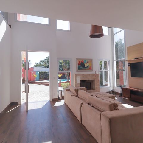 Casa à venda com 1000m², 6 quartos e NaN vagas Casa à venda com 1000m², 6 quartos e NaN vagasSala