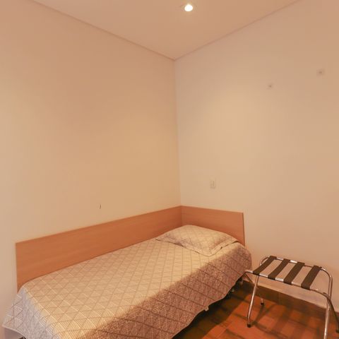 Casa à venda com 1000m², 6 quartos e NaN vagas Casa à venda com 1000m², 6 quartos e NaN vagasSuíte 3