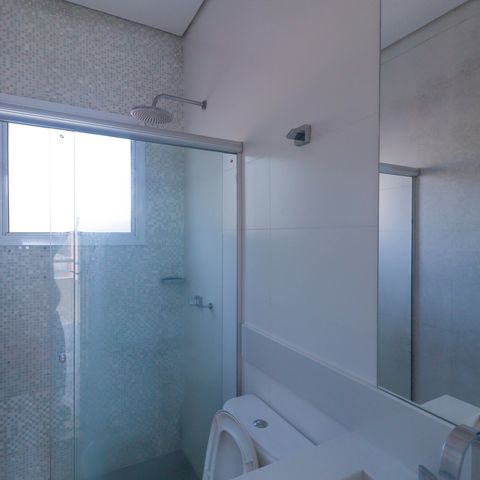 Casa à venda com 1000m², 6 quartos e NaN vagas Casa à venda com 1000m², 6 quartos e NaN vagasBanheiro da Suíte 3