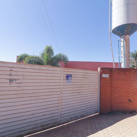 Casa à venda com 1000m², 6 quartos e NaN vagas Casa à venda com 1000m², 6 quartos e NaN vagasPlaca