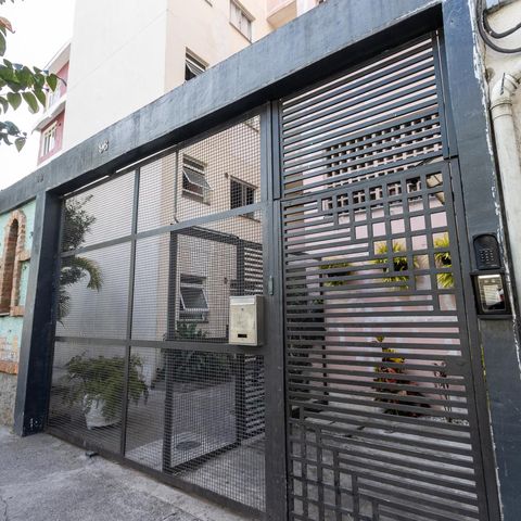 Apartamento à venda com 37m², 1 quarto e sem vaga Apartamento à venda com 37m², 1 quarto e sem vagaFachada do Condomínio