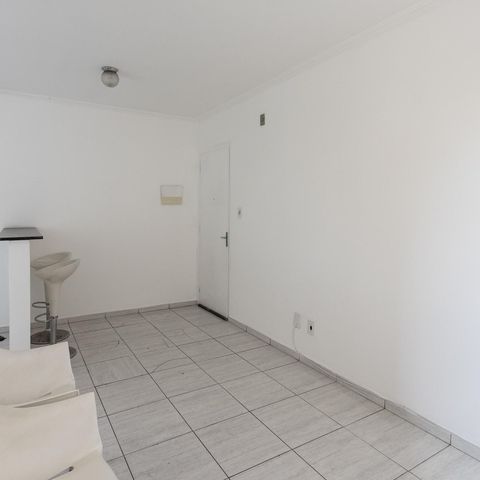 Apartamento à venda com 37m², 1 quarto e sem vaga Apartamento à venda com 37m², 1 quarto e sem vagaSala