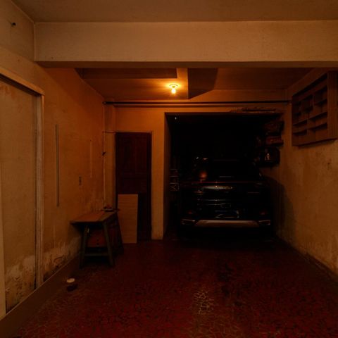 Casa à venda com 350m², 4 quartos e 2 vagas Casa à venda com 350m², 4 quartos e 2 vagasGaragem