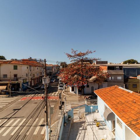 Casa à venda com 350m², 4 quartos e 2 vagas Casa à venda com 350m², 4 quartos e 2 vagasVista da Varanda