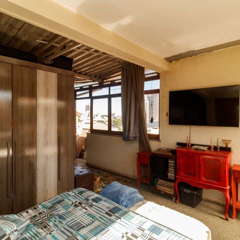 Casa à venda com 350m², 4 quartos e 2 vagas Casa à venda com 350m², 4 quartos e 2 vagasSala de Estar