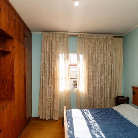 Casa à venda com 350m², 4 quartos e 2 vagas Casa à venda com 350m², 4 quartos e 2 vagasSuíte