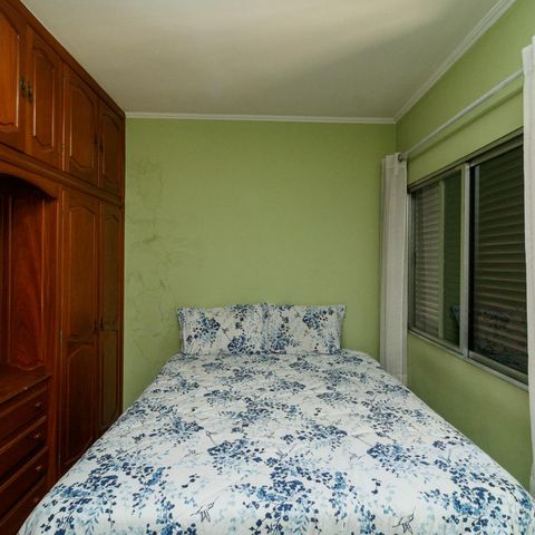Casa à venda com 350m², 4 quartos e 2 vagas Casa à venda com 350m², 4 quartos e 2 vagasQuarto 2