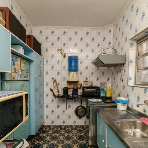 Casa à venda com 350m², 4 quartos e 2 vagas Casa à venda com 350m², 4 quartos e 2 vagasCozinha