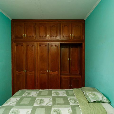 Casa à venda com 350m², 4 quartos e 2 vagas Casa à venda com 350m², 4 quartos e 2 vagasQuarto 3