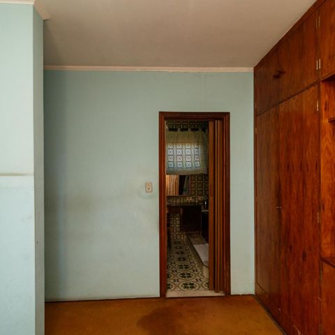Casa à venda com 350m², 4 quartos e 2 vagas Casa à venda com 350m², 4 quartos e 2 vagasSuíte