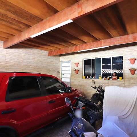 Casa à venda com 145m², 3 quartos e 2 vagasGaragem