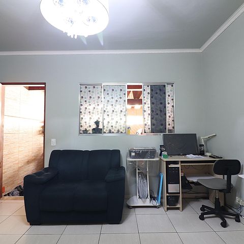 Casa à venda com 145m², 3 quartos e 2 vagasSala