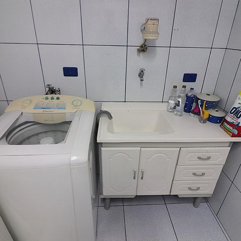 Casa à venda com 145m², 3 quartos e 2 vagasÁrea de Serviço