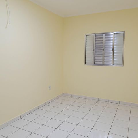 Casa à venda com 120m², 2 quartos e 2 vagas Casa à venda com 120m², 2 quartos e 2 vagasQuarto