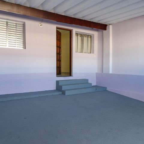 Casa à venda com 120m², 2 quartos e 2 vagas Casa à venda com 120m², 2 quartos e 2 vagasÁrea comum