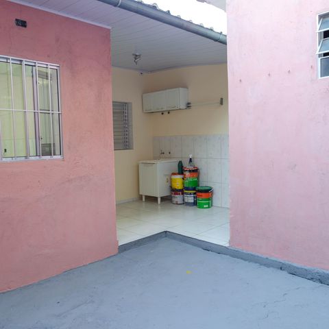 Casa à venda com 120m², 2 quartos e 2 vagas Casa à venda com 120m², 2 quartos e 2 vagasÁrea comum