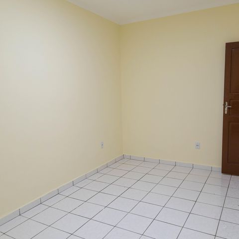 Casa à venda com 120m², 2 quartos e 2 vagas Casa à venda com 120m², 2 quartos e 2 vagasQuarto