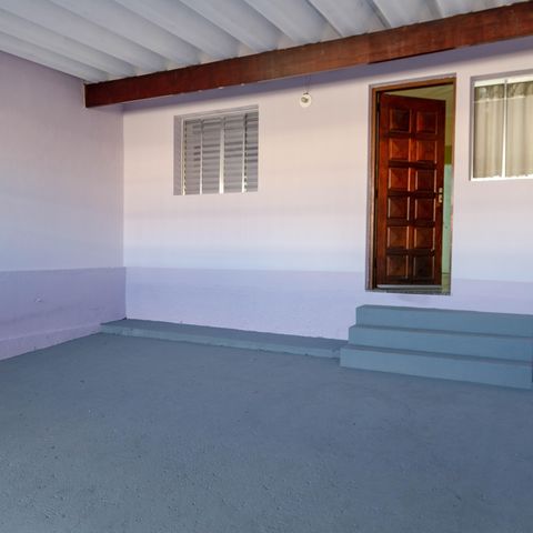 Casa à venda com 120m², 2 quartos e 2 vagas Casa à venda com 120m², 2 quartos e 2 vagasÁrea comum