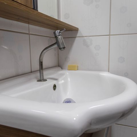 Casa à venda com 120m², 2 quartos e 2 vagas Casa à venda com 120m², 2 quartos e 2 vagasBanheiro