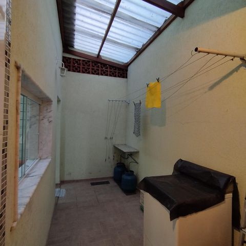Casa à venda com 85m², 2 quartos e sem vaga Casa à venda com 85m², 2 quartos e sem vagaÁrea de Serviço