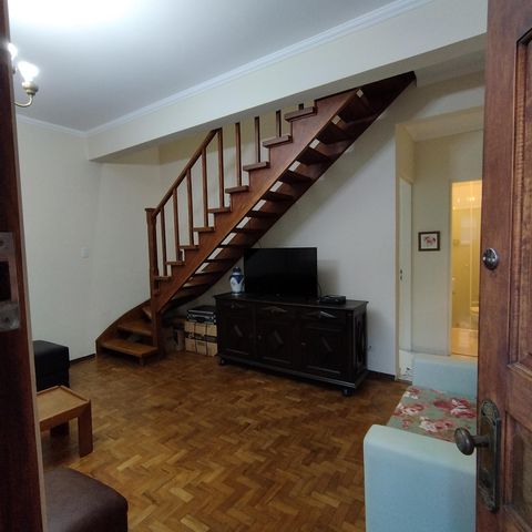 Casa à venda com 85m², 2 quartos e sem vaga Casa à venda com 85m², 2 quartos e sem vagaSala
