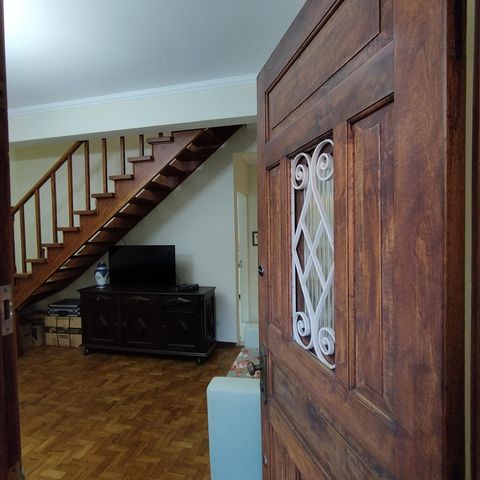 Casa à venda com 85m², 2 quartos e sem vaga Casa à venda com 85m², 2 quartos e sem vagaSala