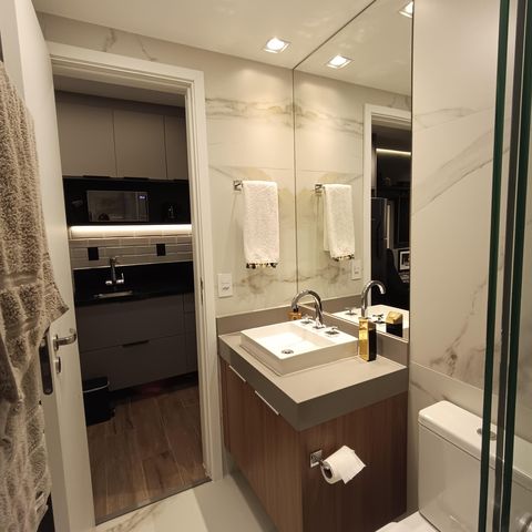 Apartamento à venda com 28m², 1 quarto e sem vaga Apartamento à venda com 28m², 1 quarto e sem vagaBanheiro Social